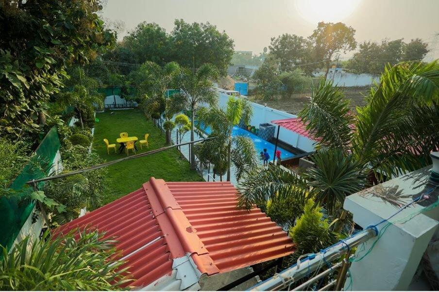 Villa Satguru *