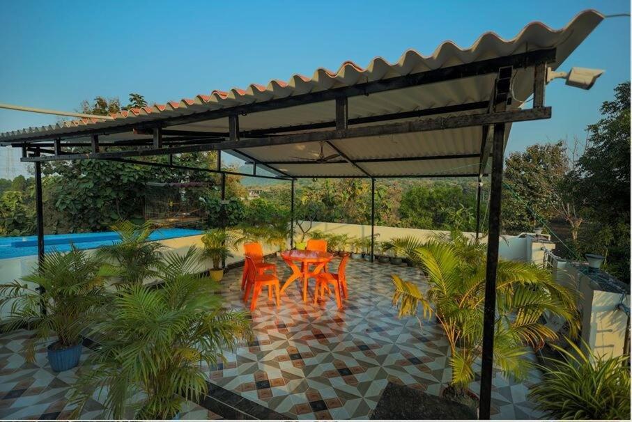 Villa Satguru